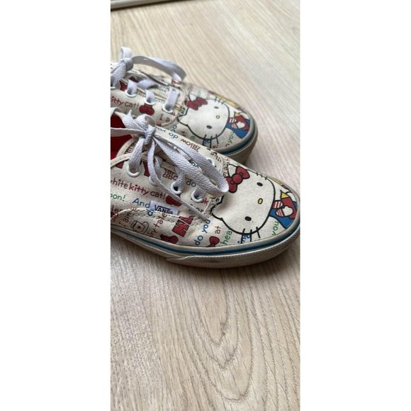 RARE VINTAGE Hello Kitty X Vans Shoe 40th Anniversary Sneakers Size 6.5 Womens - Picture 4 of 9